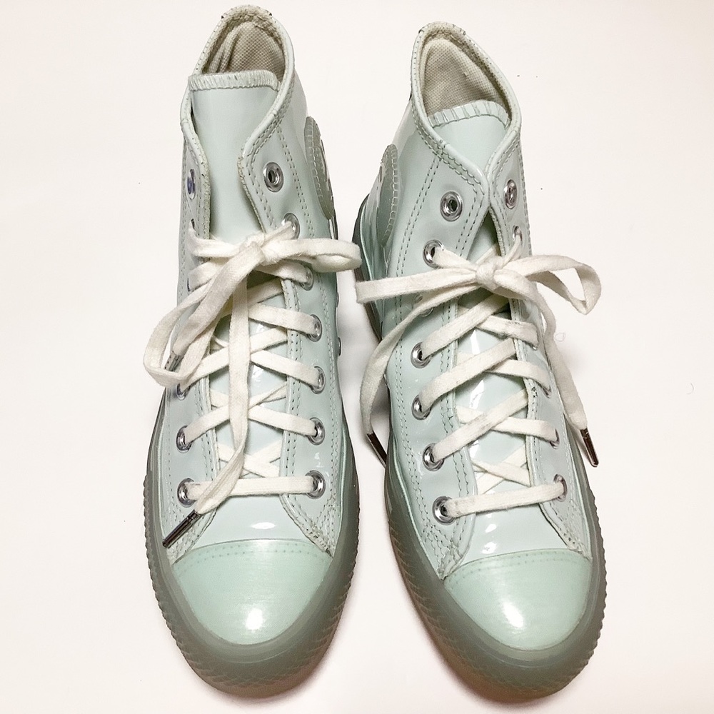 {Converse} Leather Sneaker - Picture 6 of 6